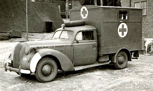 Opel Admiral Ambulance