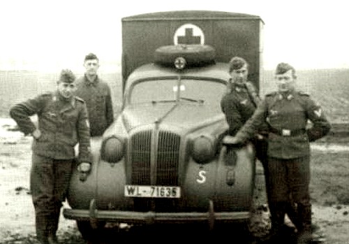 Opel Admiral Ambulance